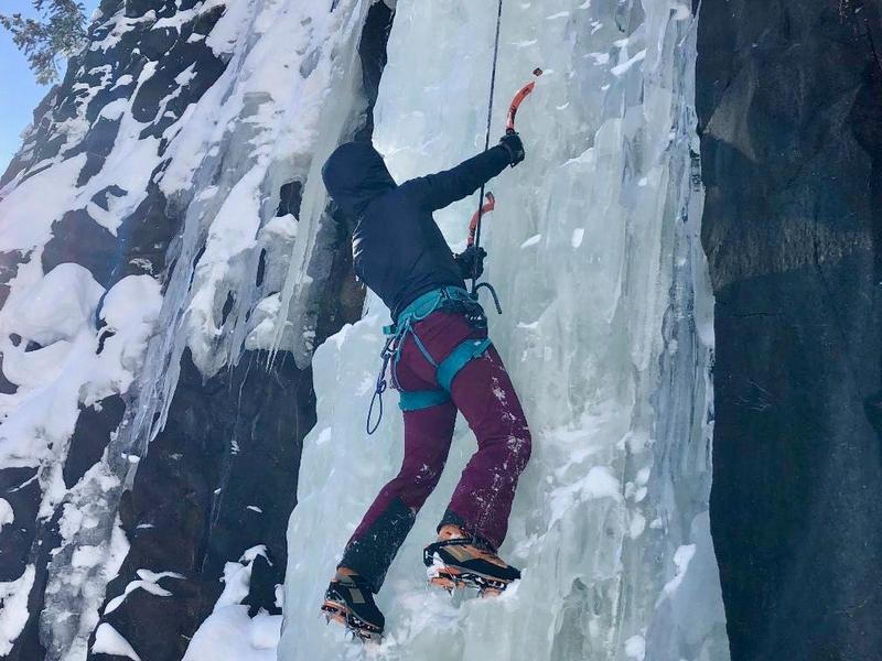 Lorea Zabaleta ice climbing a frozen water pitch