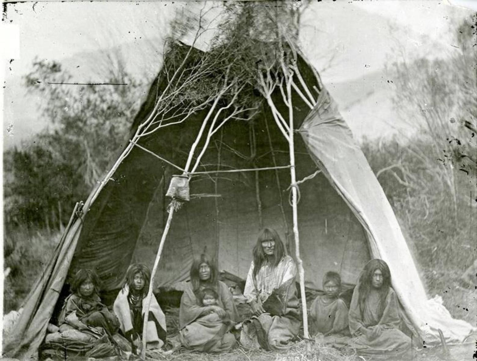 A family of Sheepeater Mountain Shoshone (Tukudika) west of Yellowstone in 1871. This photo was taken by William Henry Jackson at Medicine Lodge Creek in Idaho. In 1879, Yellowstone superintendent Philetus Norris sent the Tukudika to the Wind River Reservation in Wyoming. Photo courtesy NPS