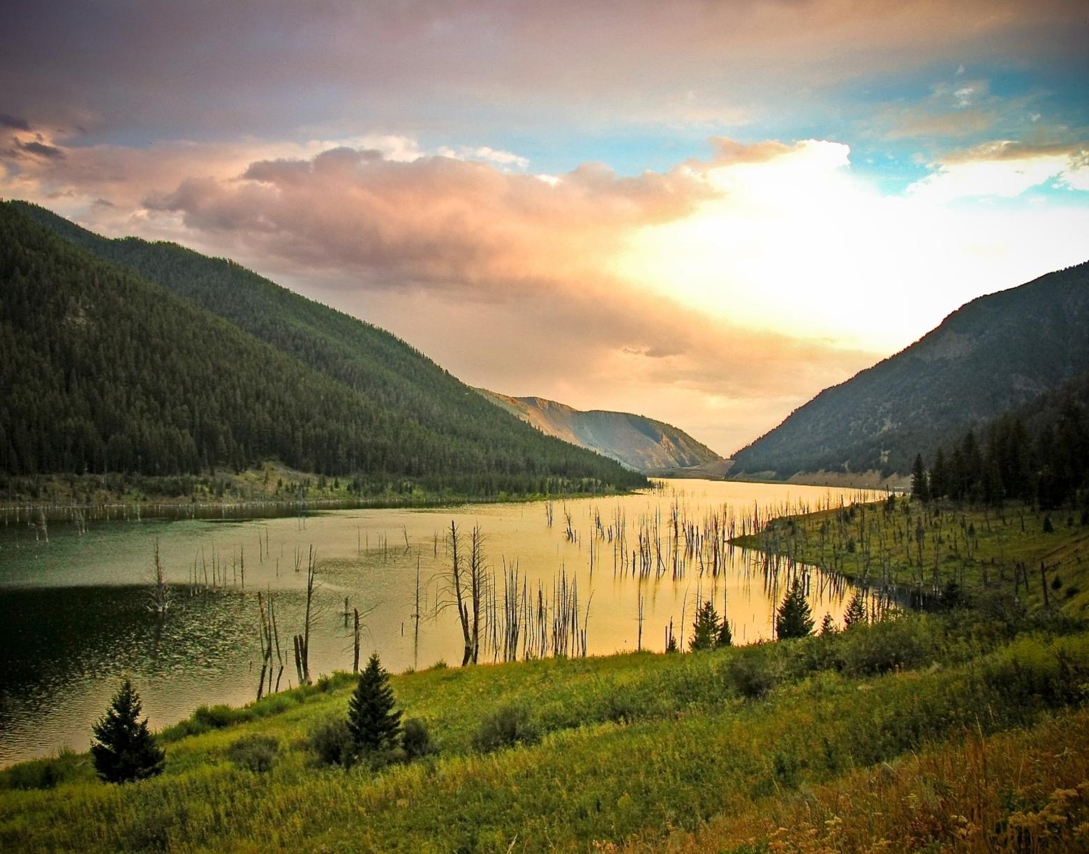 Quake Lake, created after an earthquake struck in 1959, lies within Gallatin National Forest.  Photo courtesy Flickr user: Phil Price