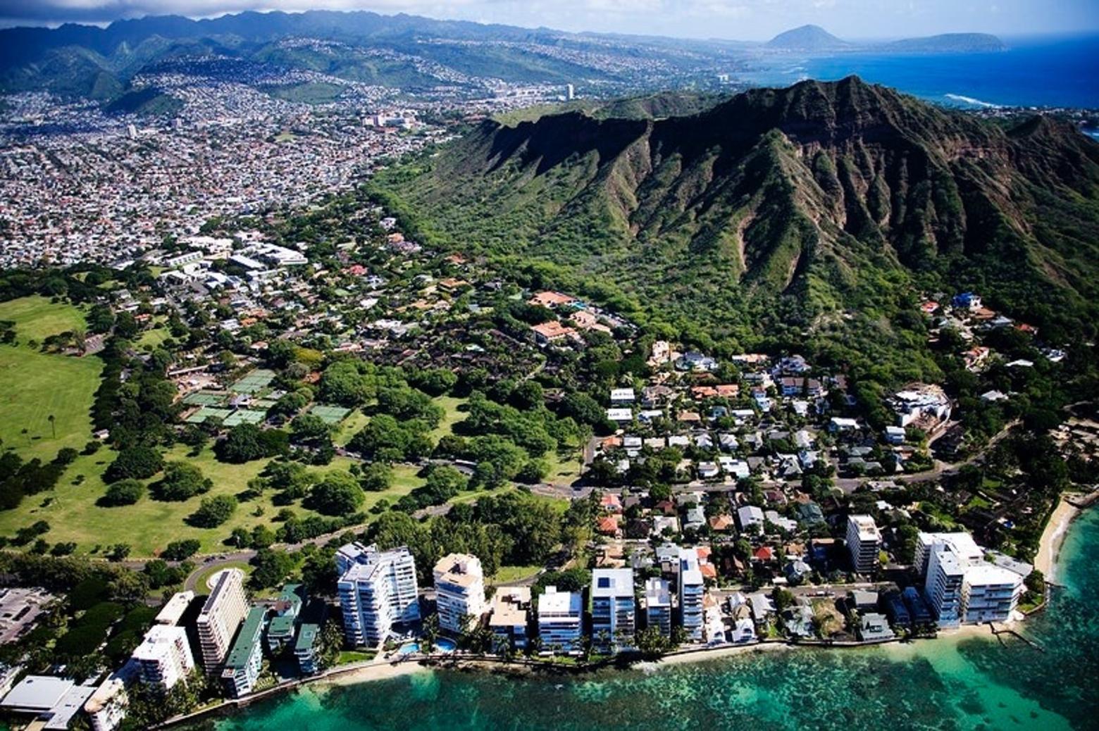 Aerial view of Waikiki Beach and Honolulu, Hawaii. Photo courtesy Carol M. Highsmith/rawpixel.com