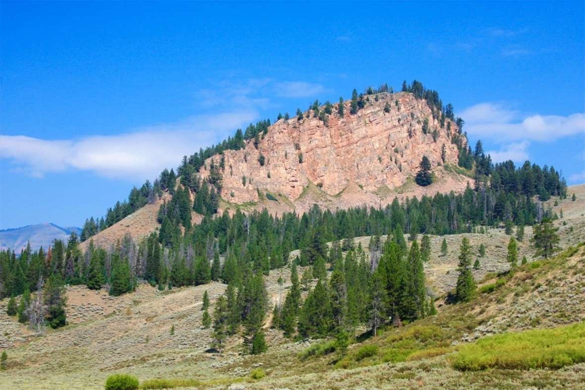 Battle Mountain, misnamed for the nearby confrontation between the Bannock party and the posse, as it looks today. Image courtesy Summitpost.org