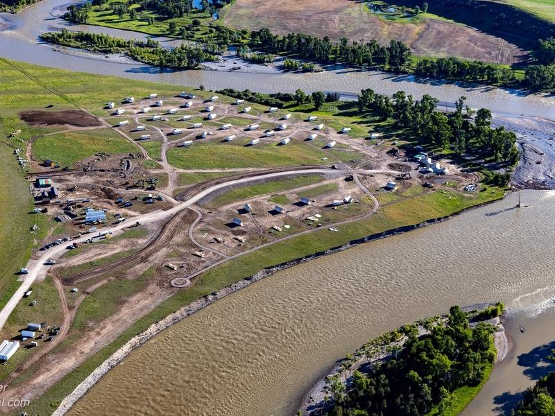 New glampground along Yellowstone River in Paradise Valley, enabled by weak planning laws in Park County, Montana